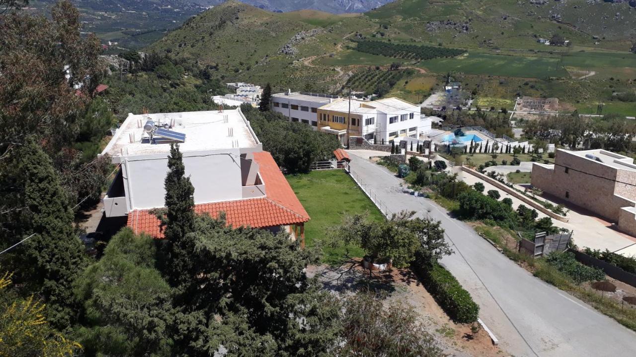 Zefyros Studios Damnoni Exterior foto